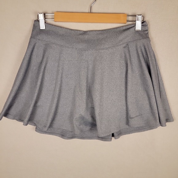 Nike Pants - Nike Tennis Skirt Womens M Gray Skort Pockets Activewear Outdoor Gym Summer